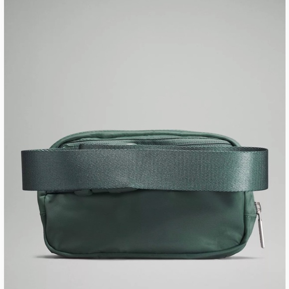 🆕LULULEMON EVERYWHERE BELT BAG TIDEWATER TEAL - Picture 3 of 9